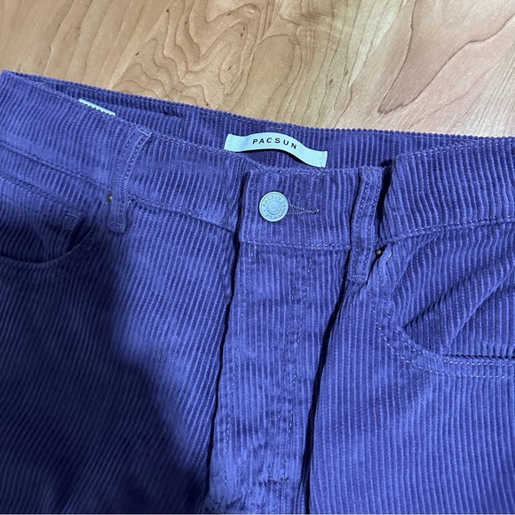 Corduroy pants - Picture 4 of 11